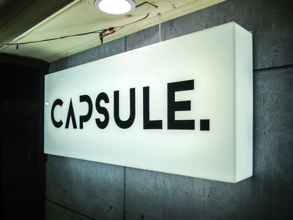 CAPSULEのロゴ