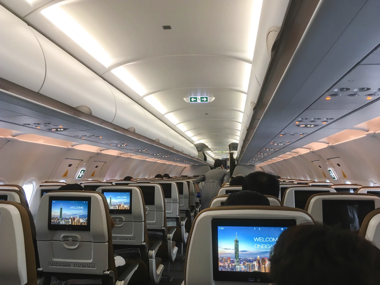 スターラックス航空の飛行機内